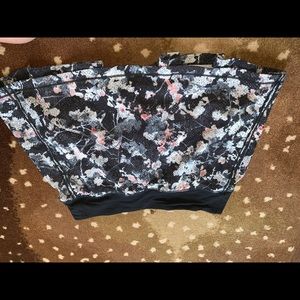 Lululemon skirt